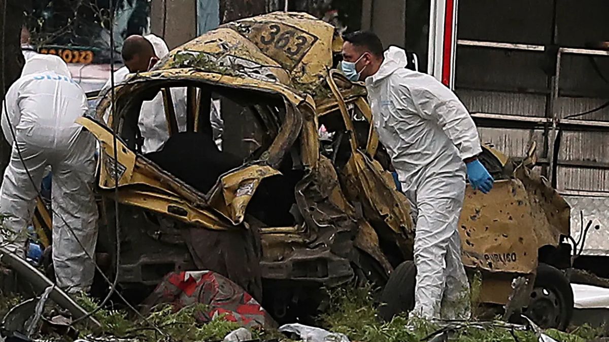 Attentato bomba, è strage: 17 persone morte, un elicottero abbattuto con droni Attentato bomba, è strage: 17 persone morte, un elicottero abbattuto con droni