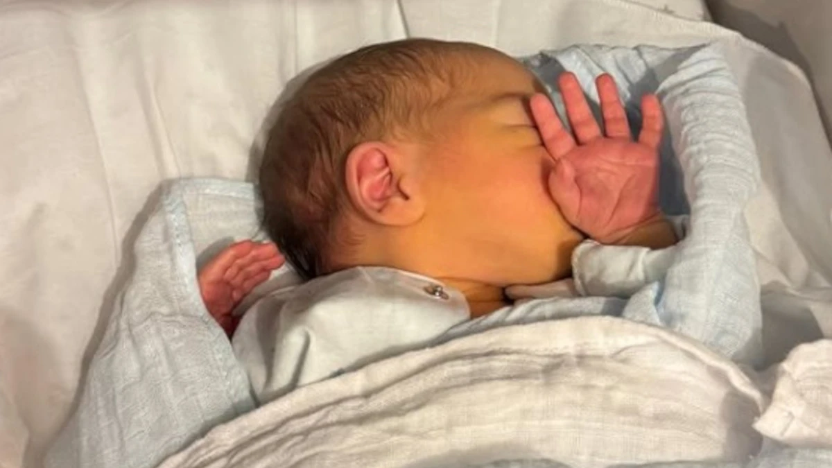 200 nato santi leonardo andrea l8217annuncio della famosa della televisione 232 mamma per la prima volta