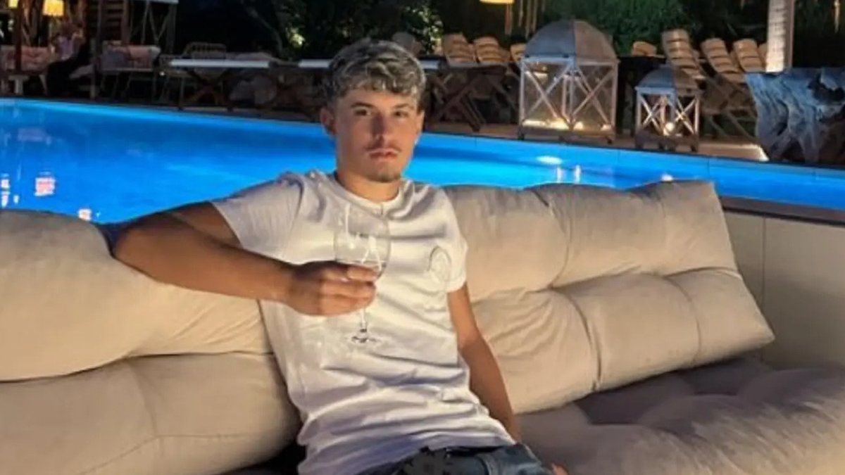 Ferragosto di sangue in Italia, Federico travolto e ucciso a 16 anni: la notizia sul pirata della strada