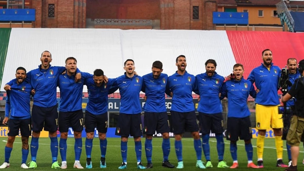 “È finita”. A 34 anni dice addio al calcio: la nazionale perde un campione