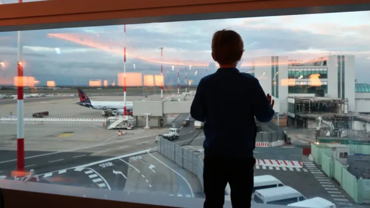 15enne scompare mentre parte per un viaggio dove lo ritrovano storia surreale