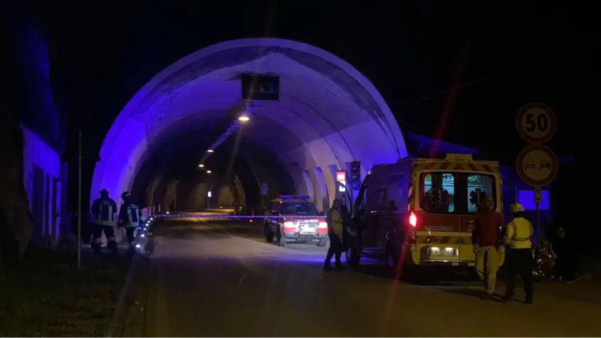 Frontale in galleria: due ragazzi di 19 anni morti, tornavano da un allenamento Frontale in galleria: due ragazzi di 19 anni morti, tornavano da un allenamento