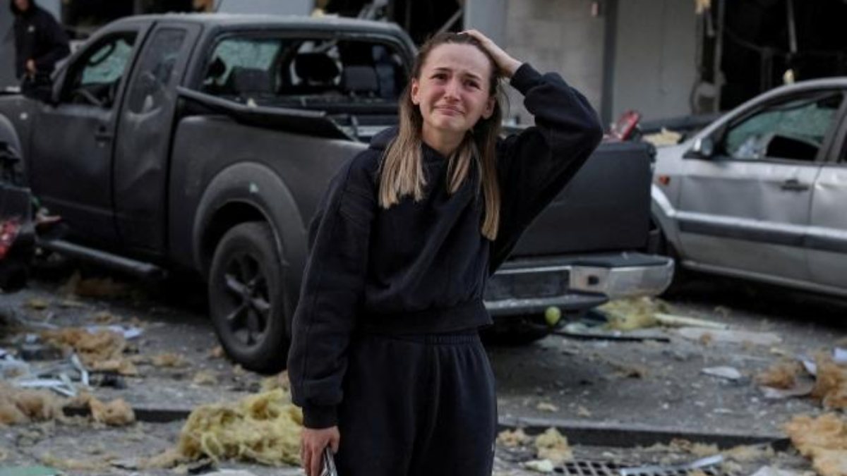 Ucraina, storia di Jana: “Ho perso tutto in due settimane”. Racconto shock Ucraina, storia di Jana: “Ho perso tutto in due settimane”. Racconto shock