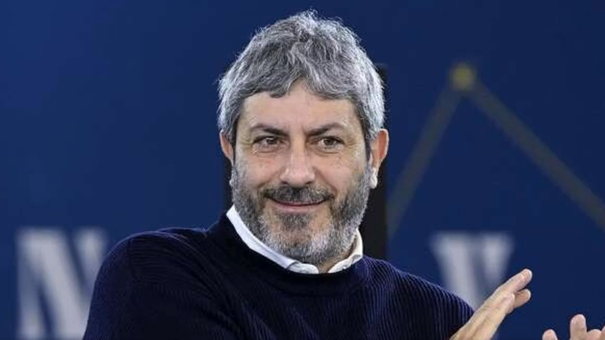 Regionali in Campania, Roberto Fico si candida con il centrosinistra Regionali in Campania, Roberto Fico si candida con il centrosinistra