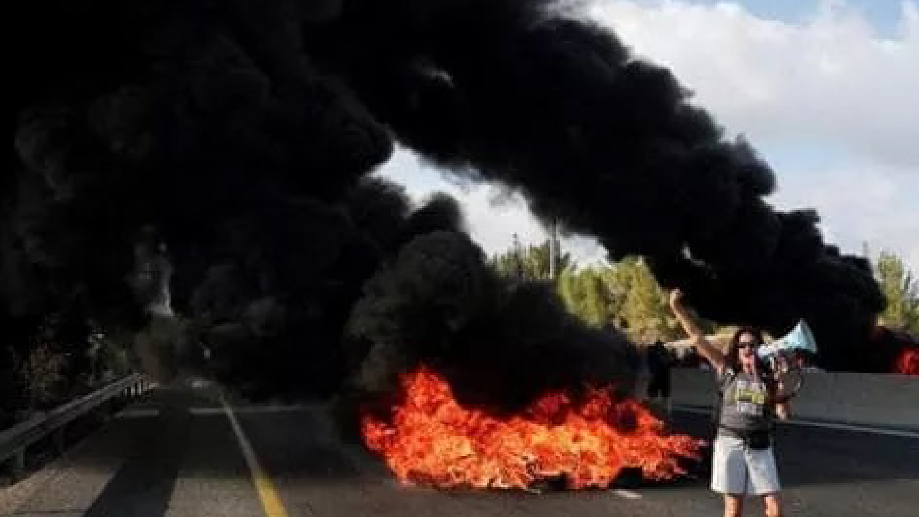 Sciopero generale in Israele, scontri e arresti: folla verso la piazza degli ostaggi Sciopero generale in Israele, scontri e arresti: folla verso la piazza degli ostaggi