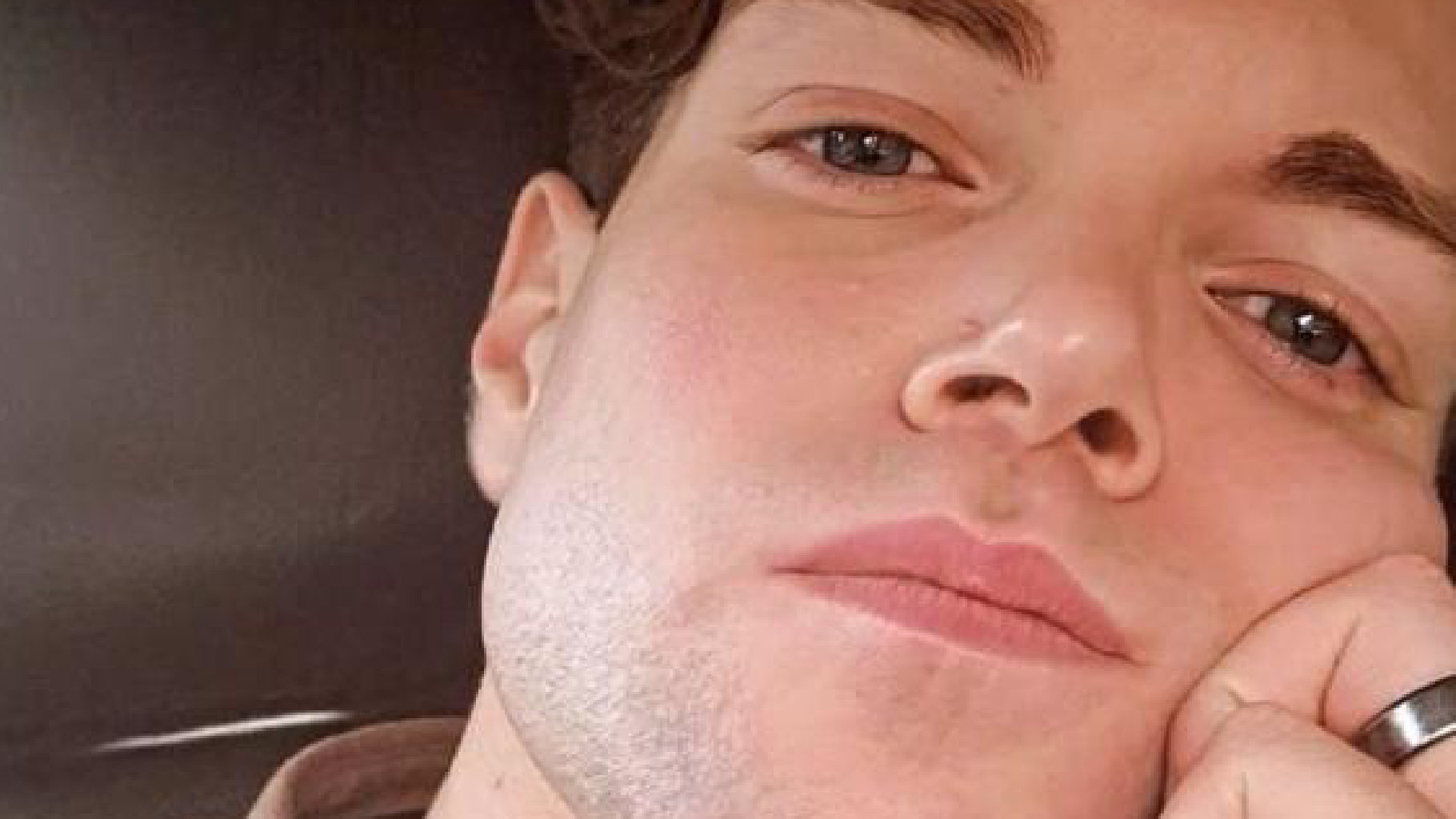 Schianto in moto contro un’auto di turisti, Alberto muore giovanissimo Schianto in moto contro un’auto di turisti, Alberto muore giovanissimo