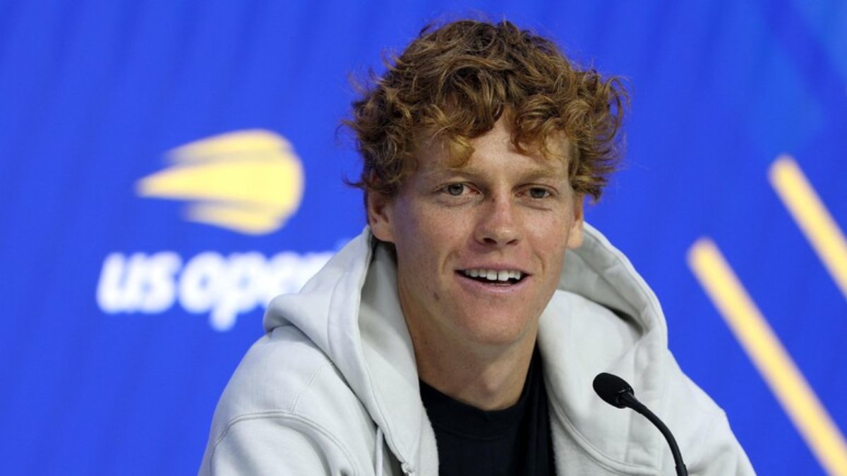 “Mi vedo così…”. Sinner, cosa farà dopo il tennis: ha già deciso! Scelta da campione “Mi vedo così…”. Sinner, cosa farà dopo il tennis: ha già deciso! Scelta da campione