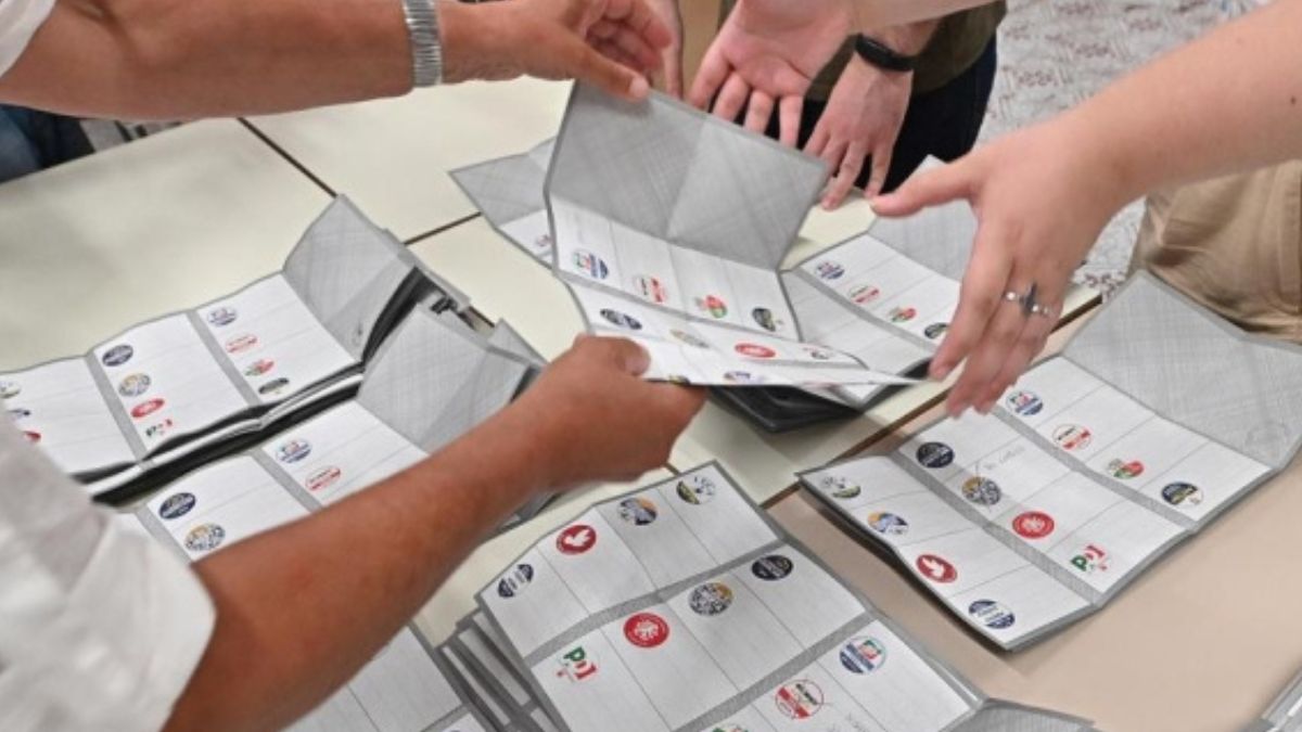 Elezioni regionali nelle Marche, affluenza in calo rispetto al 2020