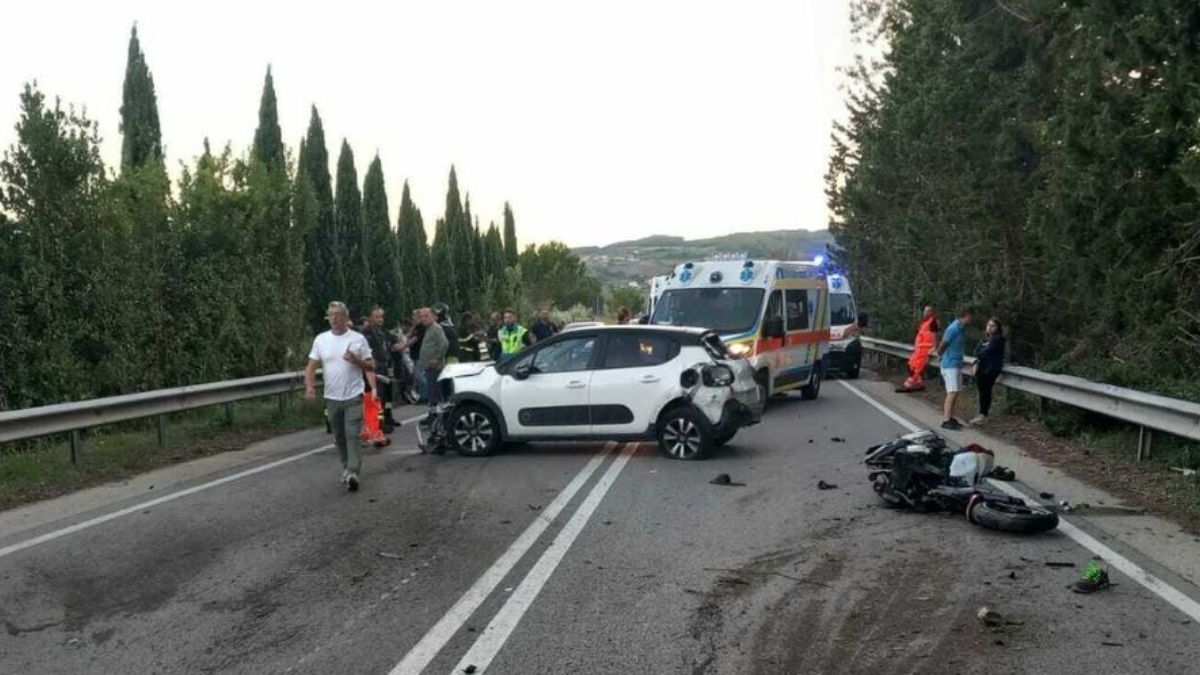 Schianto terribile, non ce l’ha fatta. Dramma in Italia: l’incidente è spaventoso
