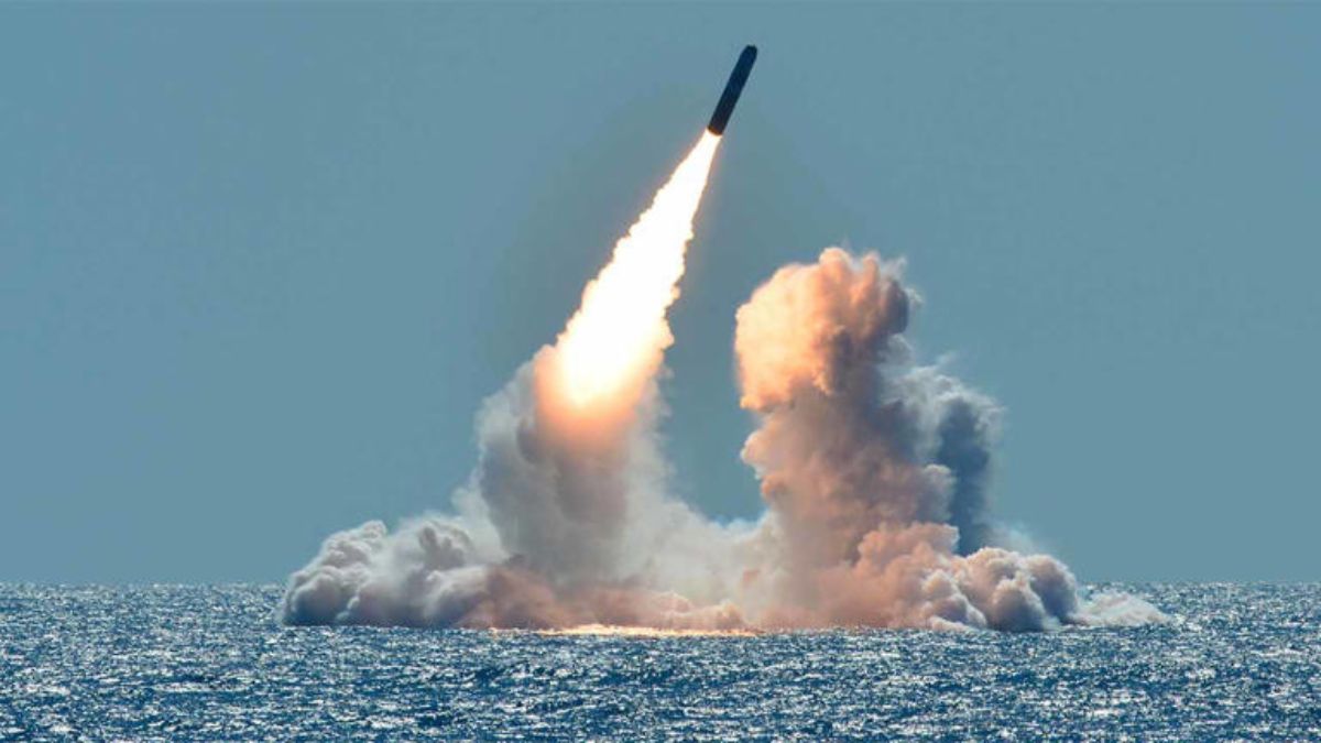 “Il missile simbolo dell’Apocalisse”. Trump lancia la sfida nucleare “Il missile simbolo dell’Apocalisse”. Trump lancia la sfida nucleare