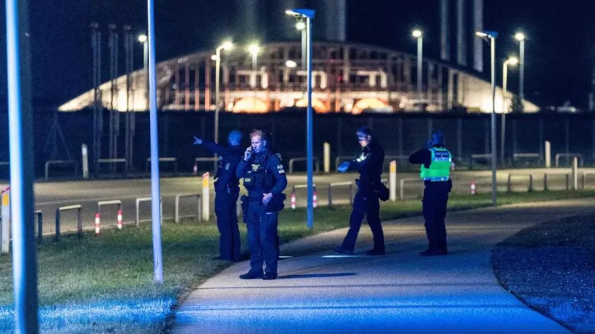 “Droni sull’aeroporto”. L’allarme all’improvviso, sospesi tutti i voli: cosa sta succedendo “Droni sull’aeroporto”. L’allarme all’improvviso, sospesi tutti i voli: cosa sta succedendo