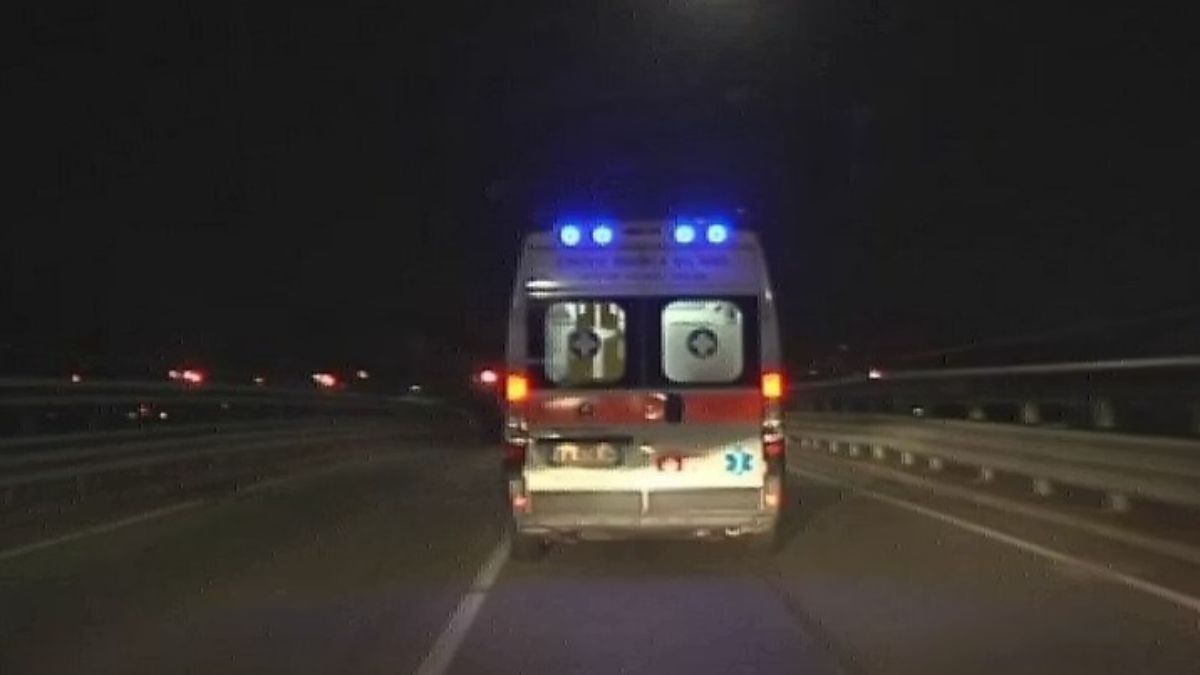 “Morto sul colpo”. Lo schianto contro il camion, dramma in Italia: non ce l’ha fatta