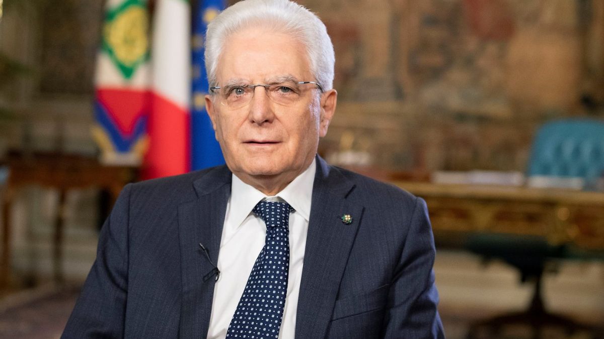 attacco shock a mattarella disonora la repubblica chi si scaglia contro il capo dello stato