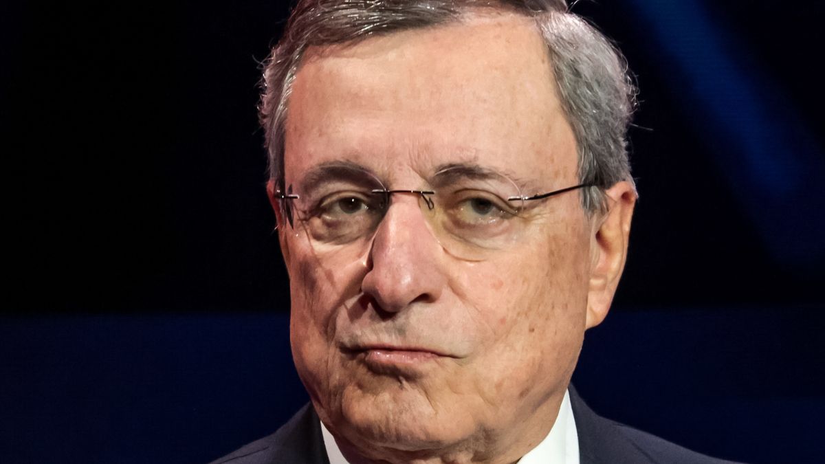 Mario Draghi attacca ancora l’Europa, ma il suo obiettivo è il Quirinale