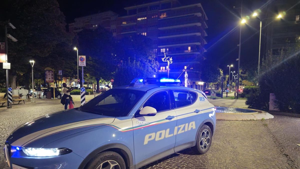 Ragazzino massacrato di botte alla sua festa di compleanno da tre coetanei stranieri di 7,9 e 11 anni Ragazzino massacrato di botte alla sua festa di compleanno da tre coetanei stranieri di 7,9 e 11 anni