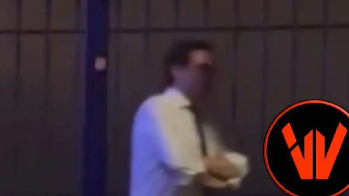 Video shock dopo l’incidente: “Il famoso giornalista minaccia i medici e inneggia alle Br” Video shock dopo l’incidente: “Il famoso giornalista minaccia i medici e inneggia alle Br”