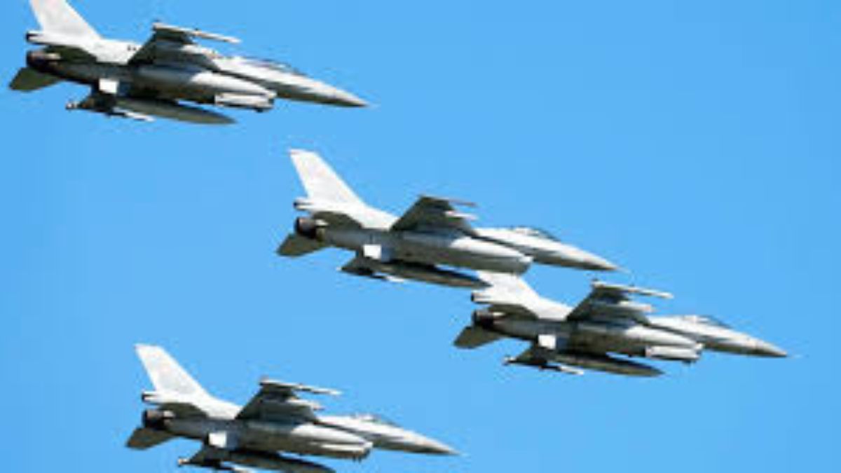 attacco di droni russi in polonia lo scudo dei cinque aerei la reazione della nato e mosca si giustifica
