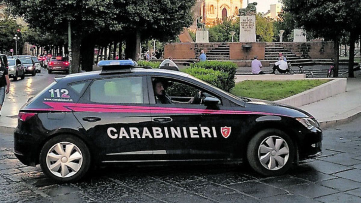 “Massacrato da un ragazzino”. Trovato a terra, in una pozza di sangue: il motivo dietro la folle aggressione