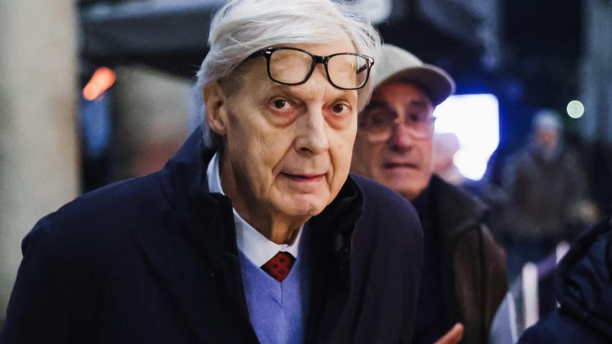 Sgarbi annuncio commuove italiani