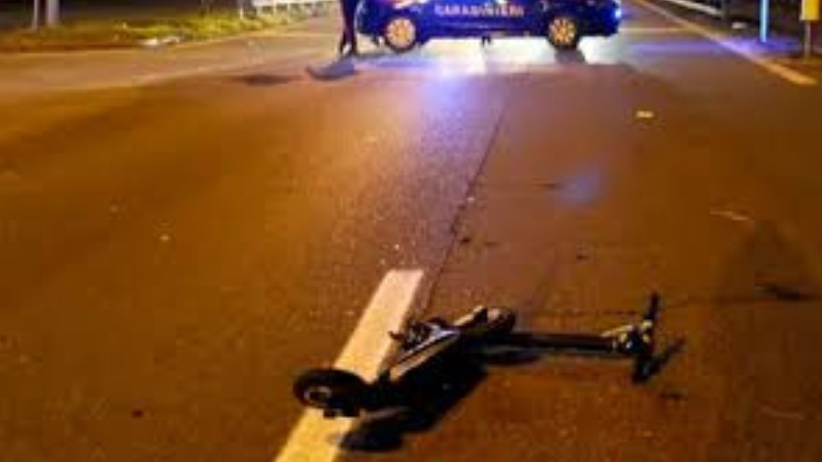 Cade dal monopattino e batte la testa: il dramma di un 15enne