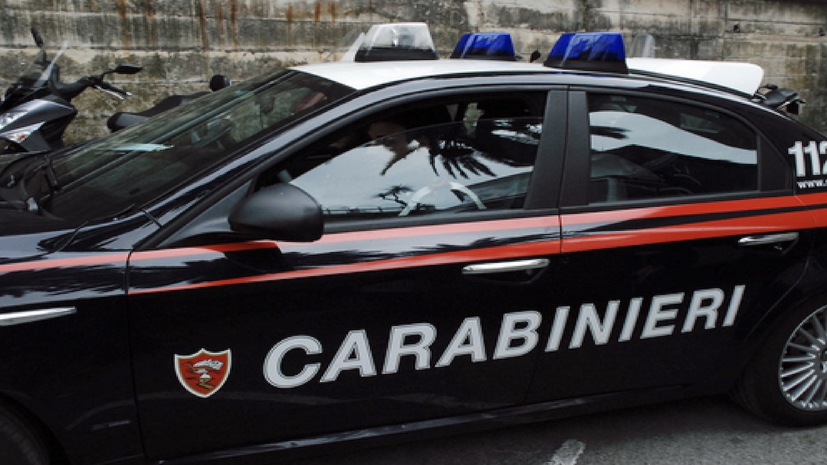 “L’hanno fatta bere, poi…”. Italia, violenza disumana su una 17enne: arrestati due fratelli giovanissimi “L’hanno fatta bere, poi…”. Italia, violenza disumana su una 17enne: arrestati due fratelli giovanissimi