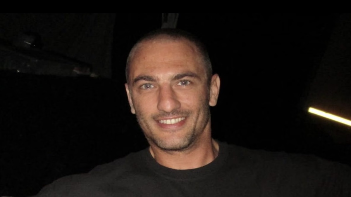 “Ma è Daniele!”. Orrore in Italia, la morte devastante: schiacciato così. Com’è potuto succedere “Ma è Daniele!”. Orrore in Italia, la morte devastante: schiacciato così. Com’è potuto succedere