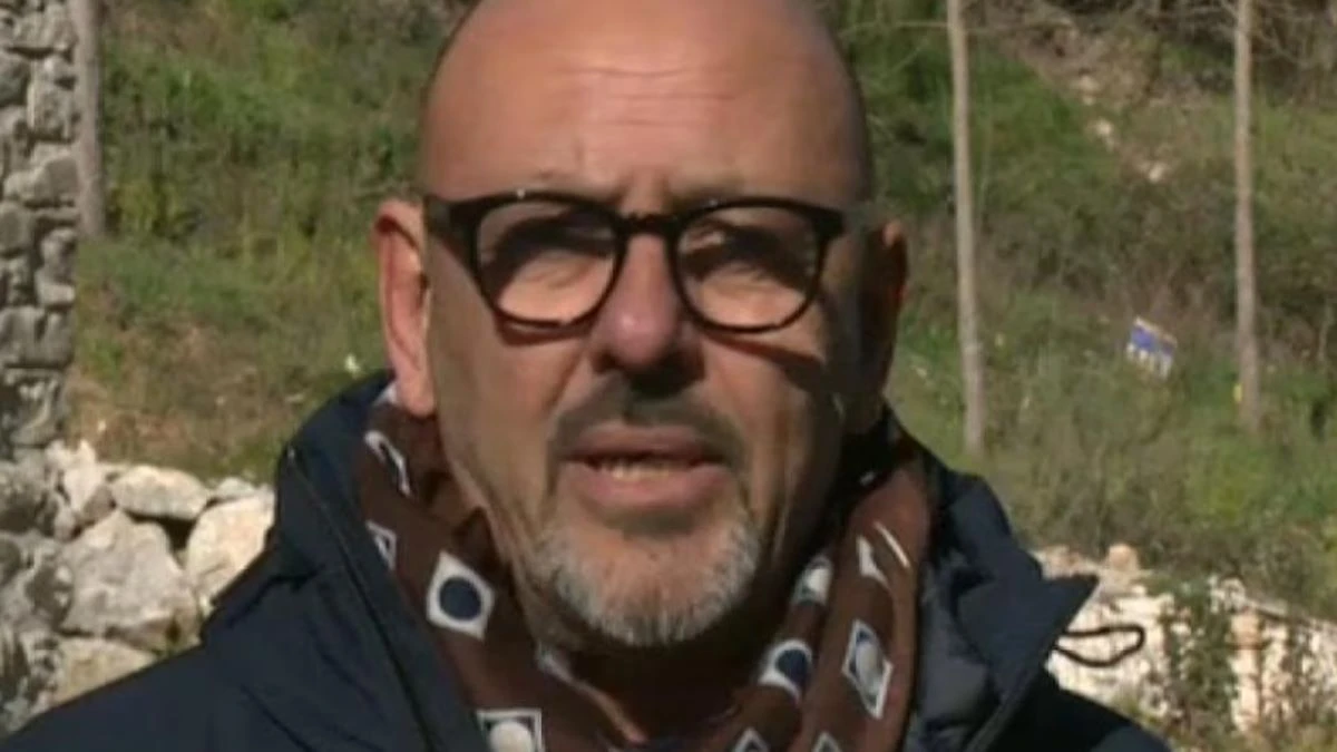 Lutto nella politica italiana: addio al sindaco amato da tutti Lutto nella politica italiana: addio al sindaco amato da tutti