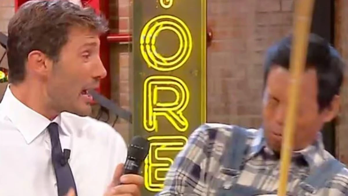 mai scesi cos236 in basso affari tuoi stefano de martino succede tutto in diretta