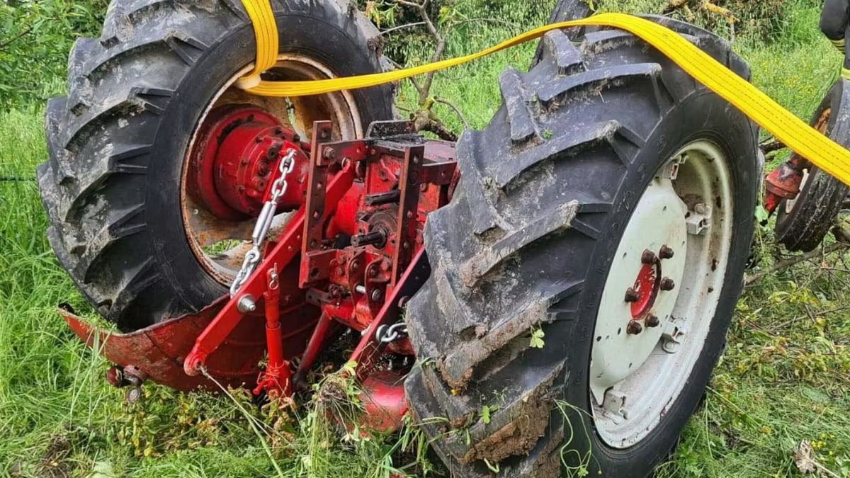 neonato di tre mesi muore travolto da un trattore 200 il nipote del sindaco