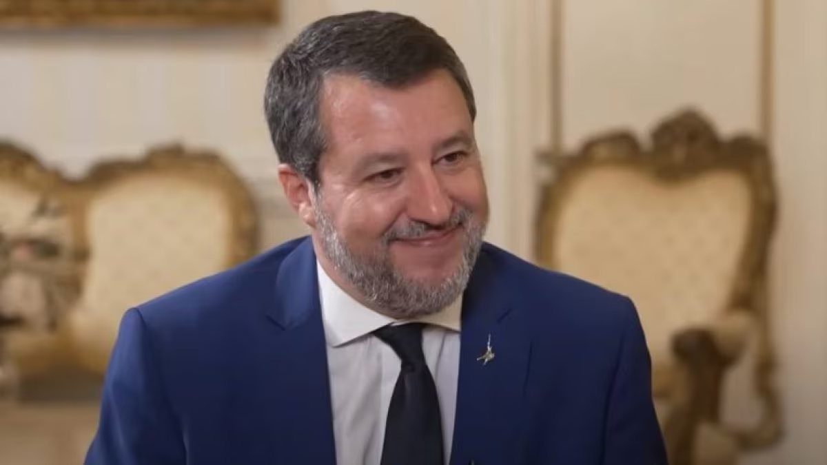 “Hanno scelto l’altro”: Salvini si paragona a Gesù e scatena la polemica