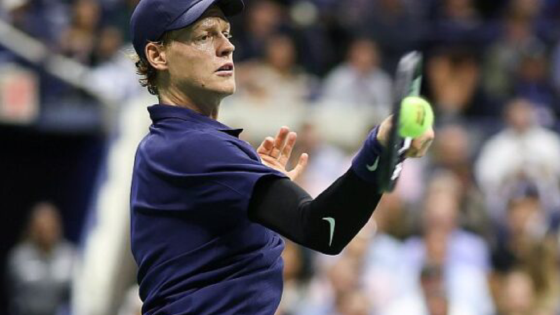 Sinner vola in finale agli Us Open: battuto Auger Aliassime, ora la sfida con Alcaraz Sinner vola in finale agli Us Open: battuto Auger Aliassime, ora la sfida con Alcaraz