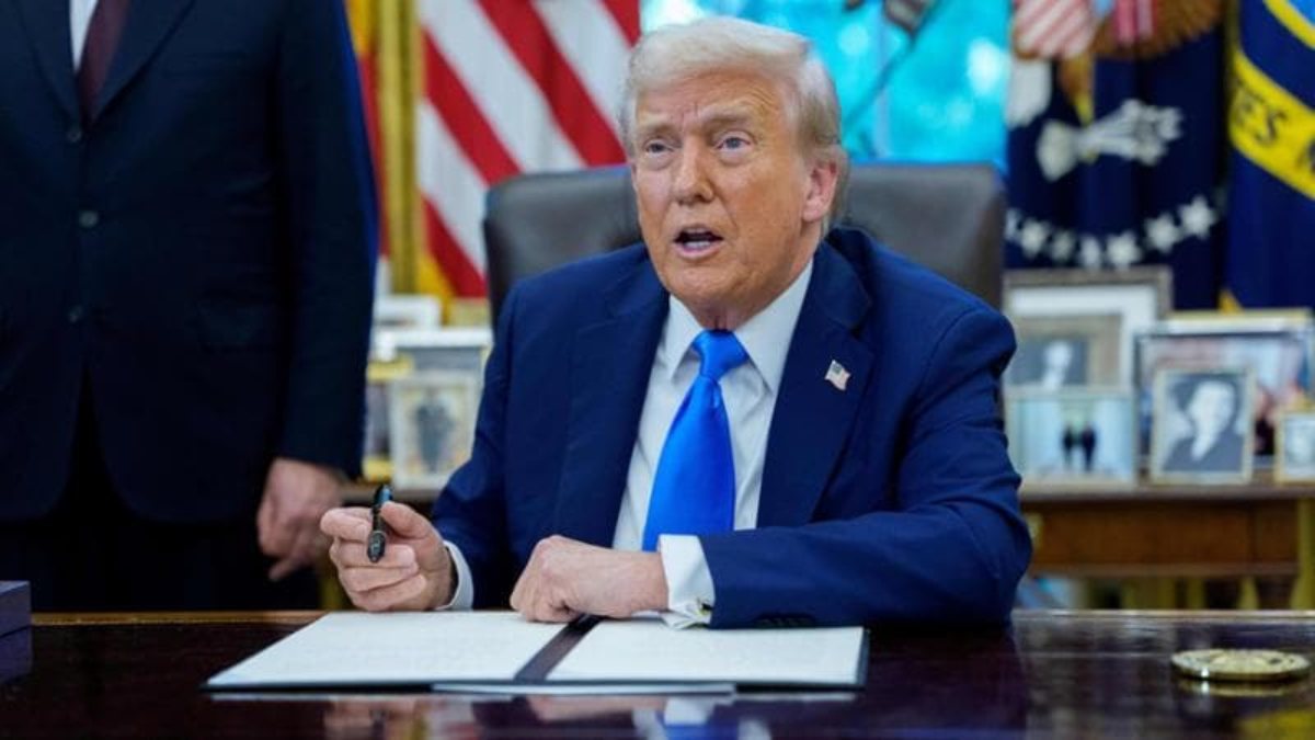 Guerra in Europa, la dichiarazione durissima di Trump: “Se la Russia attacca…”