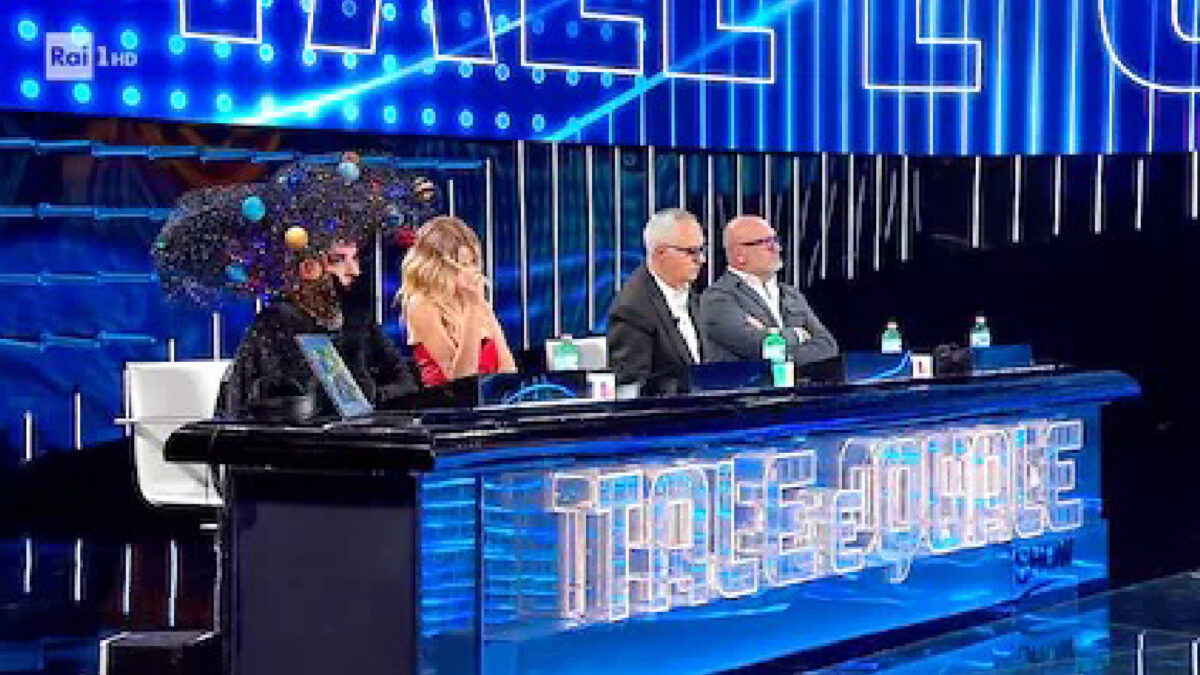 Carlo Conti conduce Tale e quale show, pubblico in studio