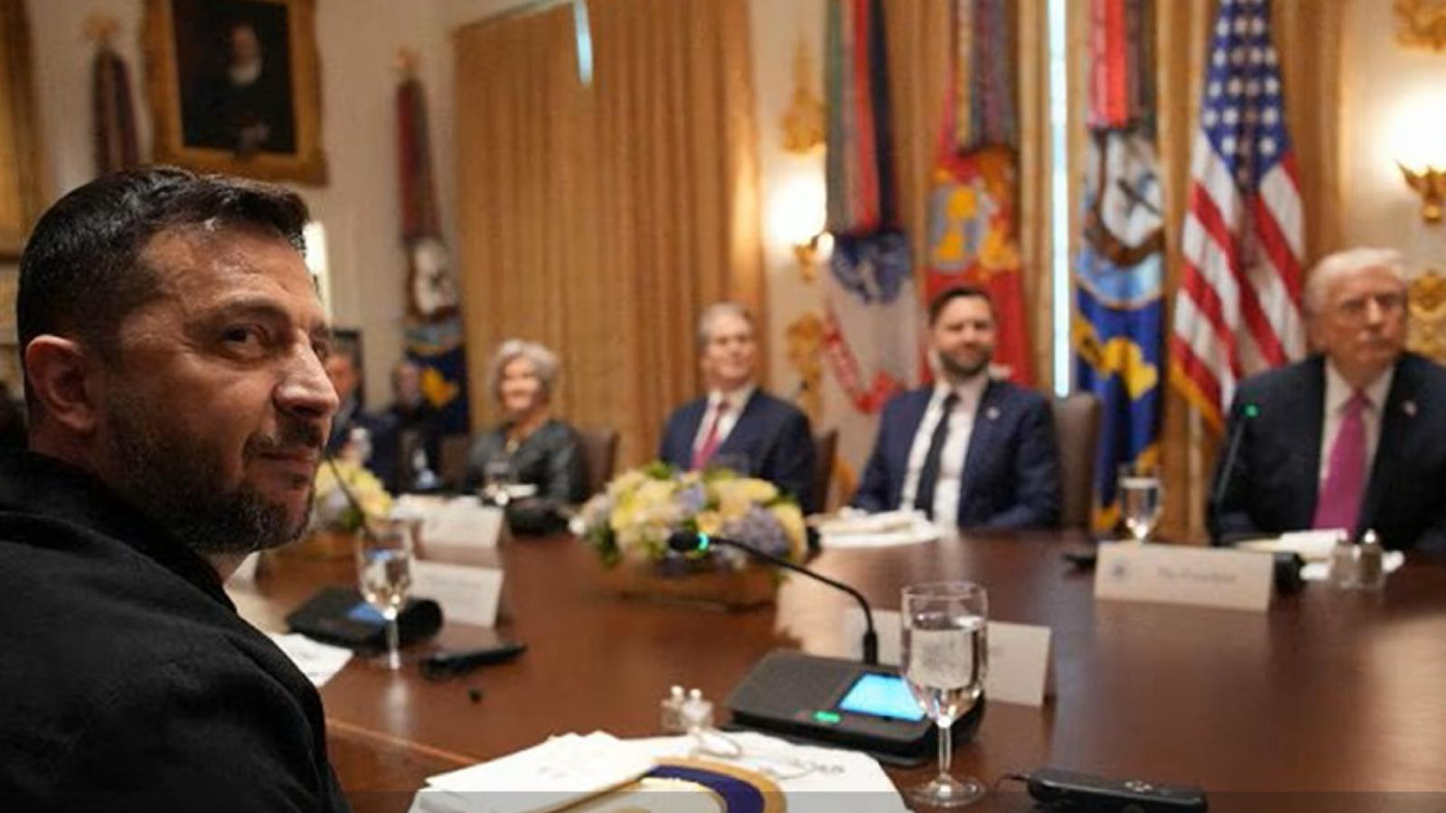trump zelensky il retroscena dell8217incontro lite furibonda e mappe del fronte gettate a terra