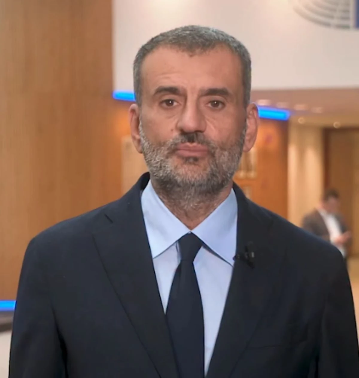 Antonio Decaro durante un evento politico in Puglia