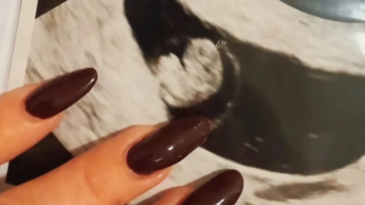 “Perdonami, non potrò farti nascere”. Choc nella musica italiana: la cantante ha perso il figlio che aspettava