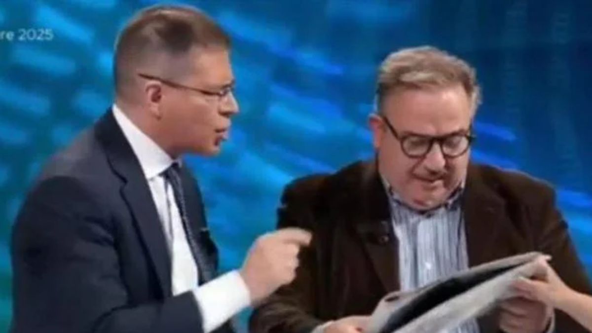 “Stai a cuccia!!!”. Rissa shock tra Telese e Capezzone, le persone in studio non ci possono credere (VIDEO)