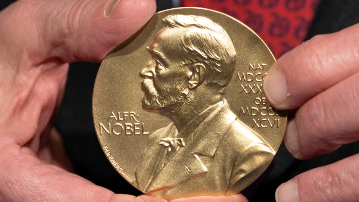 Morto il premio Nobel Chen Ning Yang, se ne va un genio della fisica Morto il premio Nobel Chen Ning Yang, se ne va un genio della fisica