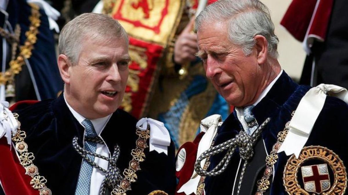Royal Family, rivelazione shock: “La fece spiare!”. E si pensa all’esilio Royal Family, rivelazione shock: “La fece spiare!”. E si pensa all’esilio