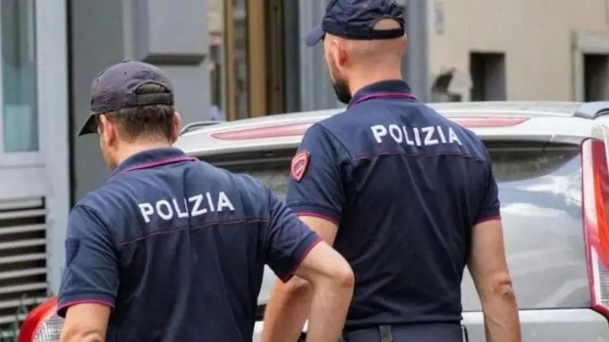 Uccise i gemelli appena partoriti, arrestata. Indagato il fidanzato, si cercano i resti di un altro neonato Uccise i gemelli appena partoriti, arrestata. Indagato il fidanzato, si cercano i resti di un altro neonato