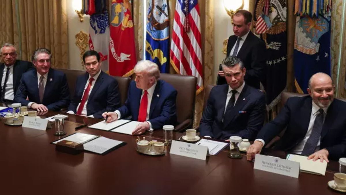 Trump esulta e sogna di entrare nella storia: le mosse decisive per la tregua Israele Hamas Trump esulta e sogna di entrare nella storia: le mosse decisive per la tregua Israele Hamas
