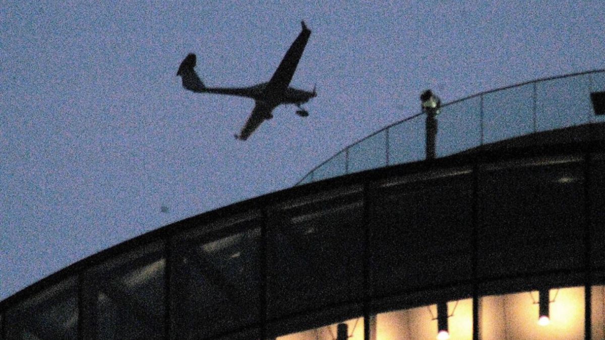 Droni in volo sull’aeroporto, sospesi tutti i voli. Scatta l’allarme: cosa sta succedendo