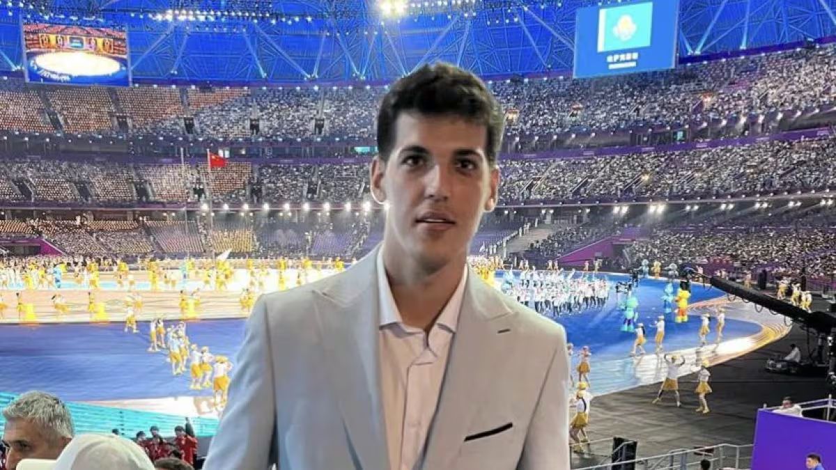 “Folgorato in piscina”. Dramma nello sport, lo hanno trovato così: tragedia immensa, giovanissimo “Folgorato in piscina”. Dramma nello sport, lo hanno trovato così: tragedia immensa, giovanissimo