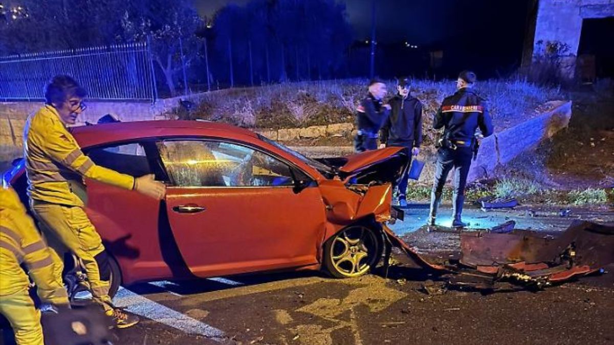 “Morto sul colpo a 18 anni”. Incidente spaventoso in Italia: bilancio drammatico “Morto sul colpo a 18 anni”. Incidente spaventoso in Italia: bilancio drammatico