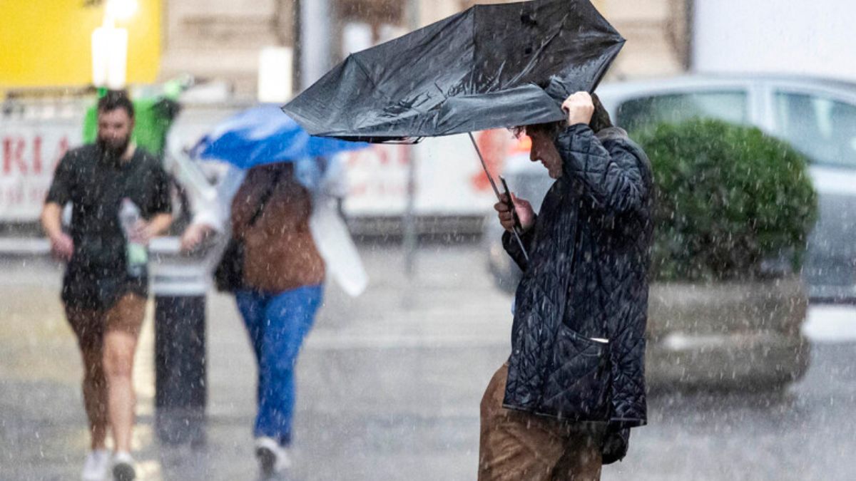 Tempeste di vento e temperature in picchiata: allerta meteo in Italia, cosa ci aspetta nelle prossime ore