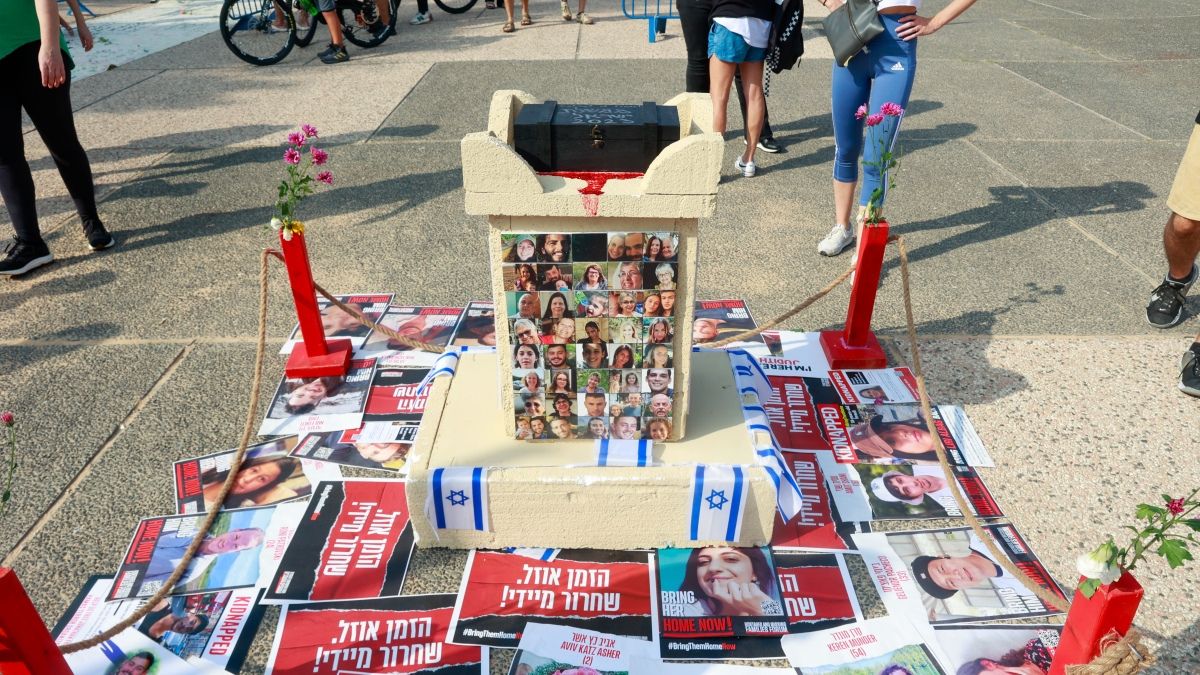 Gli ultimi venti ostaggi liberati da Hamas: le storie di chi è tornato a casa dopo due anni di prigionia Gli ultimi venti ostaggi liberati da Hamas: le storie di chi è tornato a casa dopo due anni di prigionia