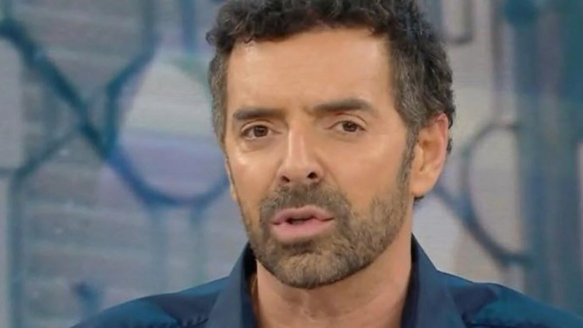 “Qui partono le denunce”. Alberto Matano, succede tutto in diretta: pubblico a bocca aperta