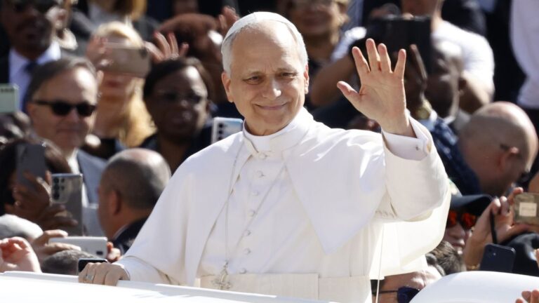 Papa Leone XIV proclama sette nuovi santi: c'è anche il primo di Papua ...