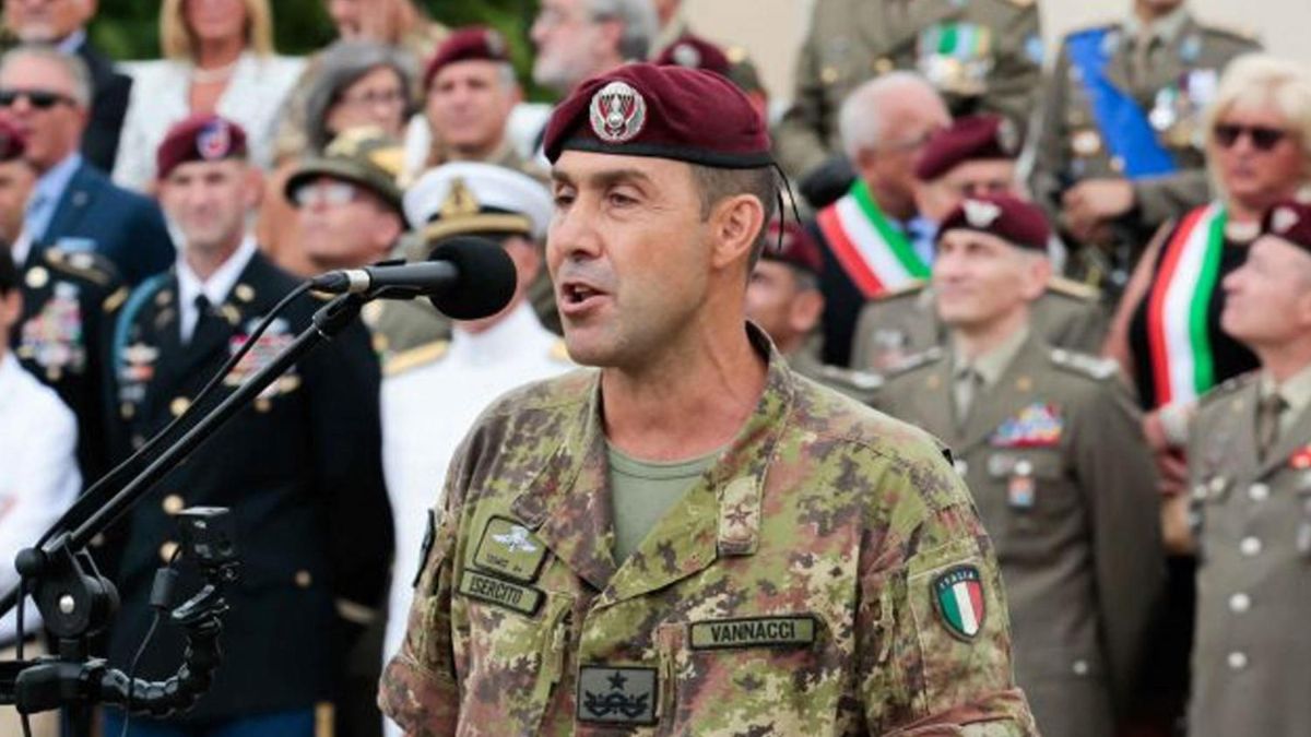 Vannacci, parole shock sugli uomini in caserma: “Ma questo è un coming out!”