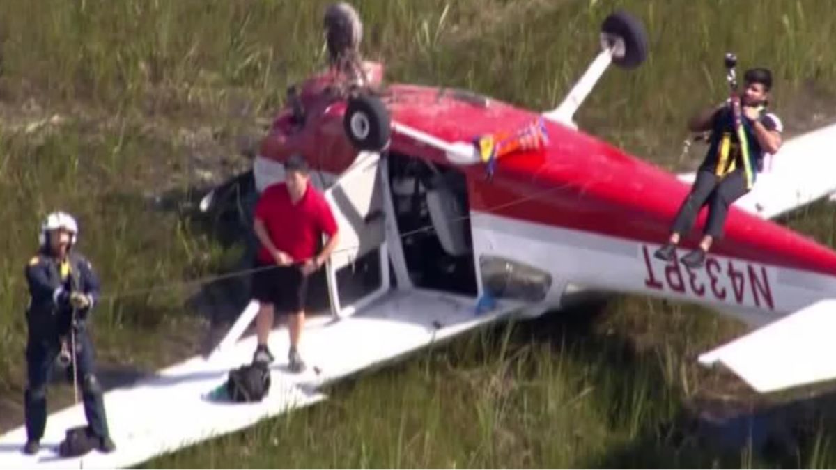 incidente aereo carlinga capovolta